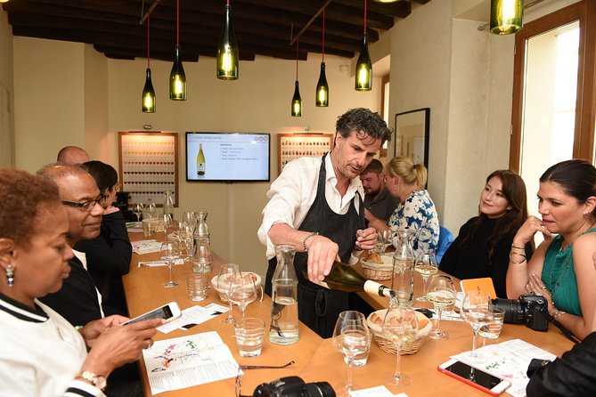 Wine Tasting In Paris - Who should book this experience